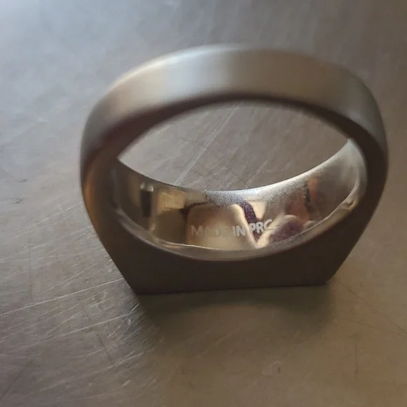 Alexander McQueen Ring - Picture 5 of 7